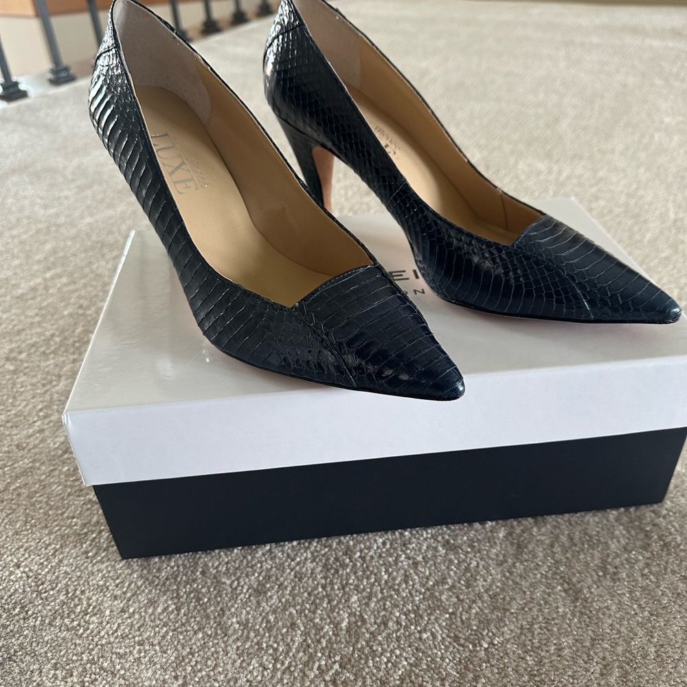 Luxe JRenee Navy genuine snake skin Stiletto Heels Classic Elegant Design